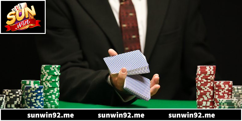 Quy tắc chia bài và cách tạo bộ phỏm chuẩn